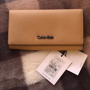 Calvin Klein wallet NWT